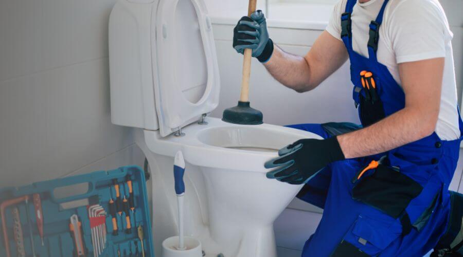 Professional septic pumping service in Hamel, IL